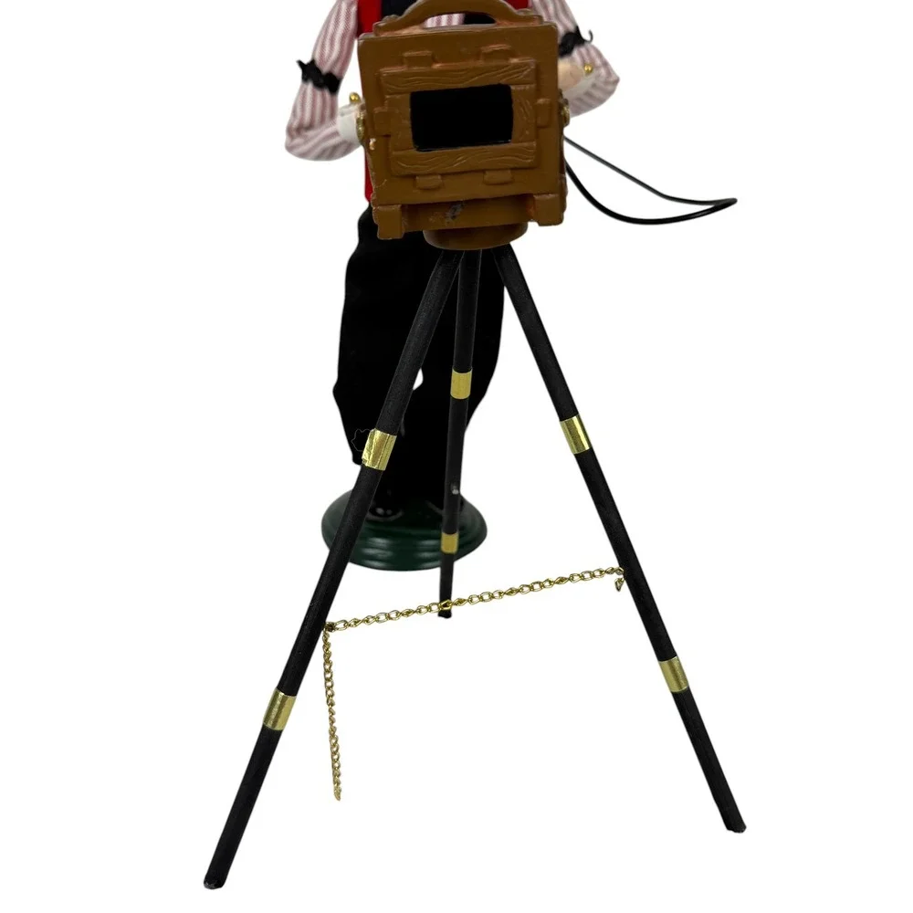 Byers Choice The Carolers Photographer Figurine 1998 Vintage Camera Tripod 14